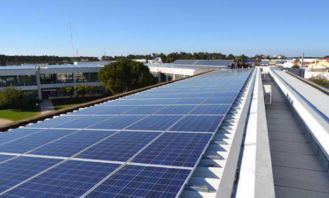 安信地板建成業(yè)內(nèi)首家太陽能光伏發(fā)電新能源工廠 綠色制造的里程碑